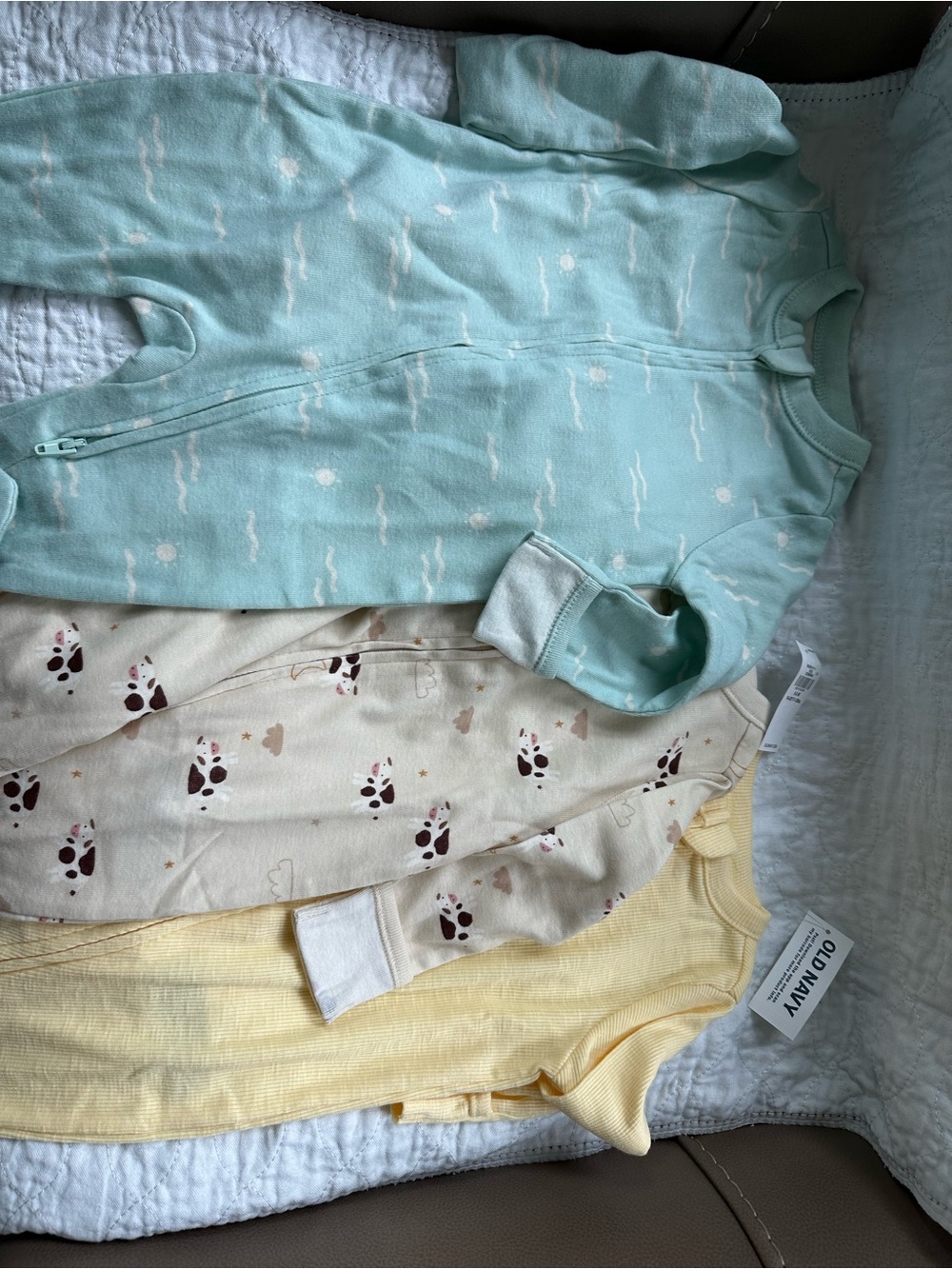 Old Navy Light Blue, Cream & Yellow Baby Sleepers Size 0-3 Month